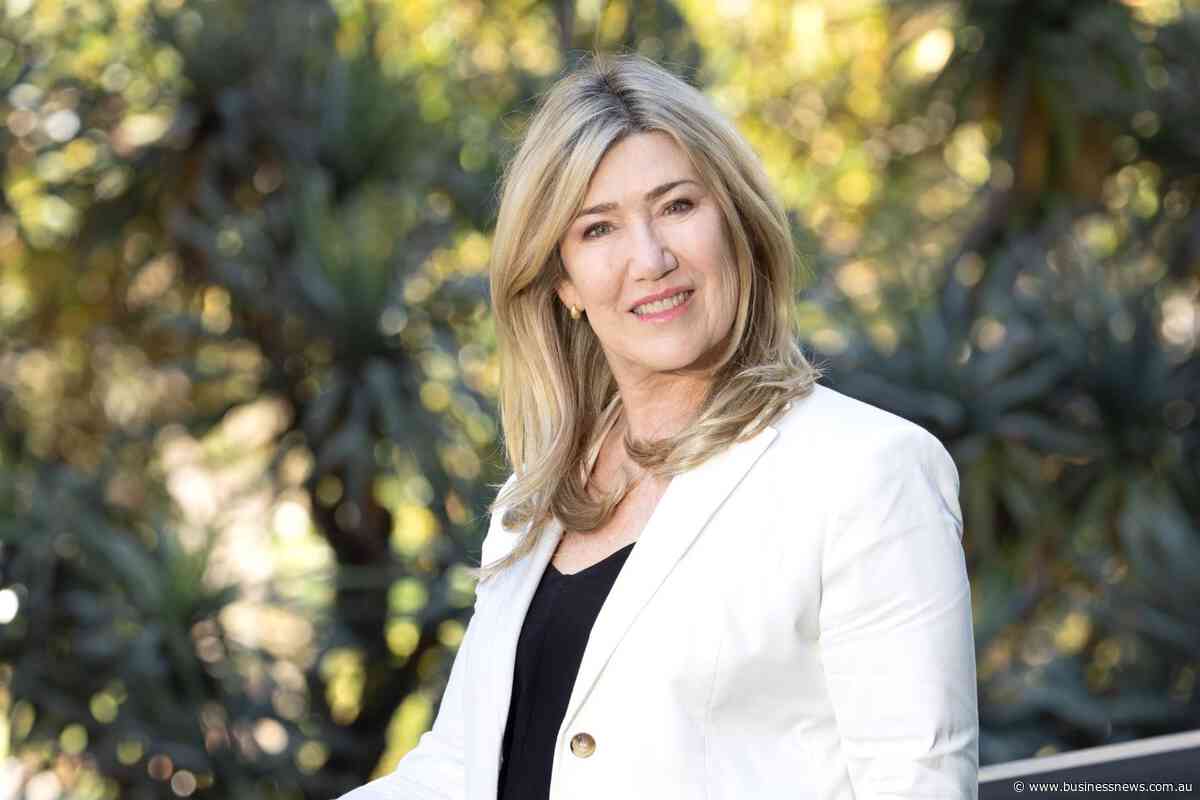 Push to get suspended city CEO back on deck