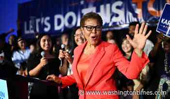 Seen, Heard & Whispered: Fake poll makes real news, Vindman's premature party planning