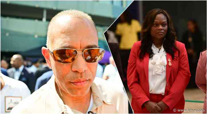House Democratic Leader Jeffries opposes Brooklyn Dem overhaul as Bichotte Hermelyn faces leadership challenge