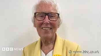 Trial of facts over ex-mayor's 'bigoted' tweets