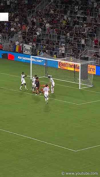 Dunkin’ in D.C. #nerevs