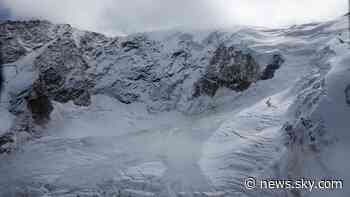 Bodies of hikers missing for 30 years found after glacier melts