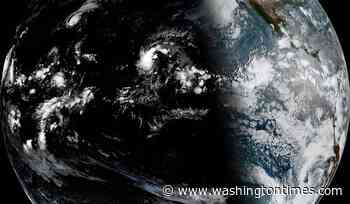Still recovering from Hurricane Lala, Hawaii prepares for a possible weekend cyclone