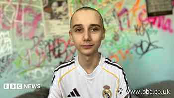 Cancer teen helps others find stem cell donors