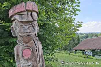 Holzskulpturen von Augustusburg bekommen Pflege und einen neuen Anstrich