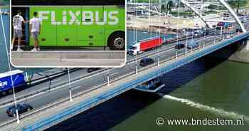Onterechte boetes voor FlixBus-lijnbussen die over Merwedebrug rijden, Rijkswaterstaat erkent fout
