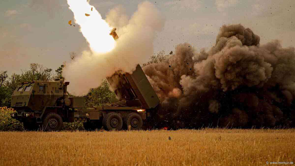 Ukraine-Krieg aktuell: Selenskyj warnt vor Raketen-Problem – Zwischenfall an NATO-Grenze