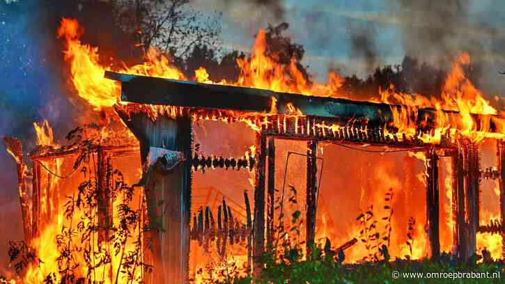 Chalet tot aan de grond afgebrand op vakantiepark van Peter Gillis
