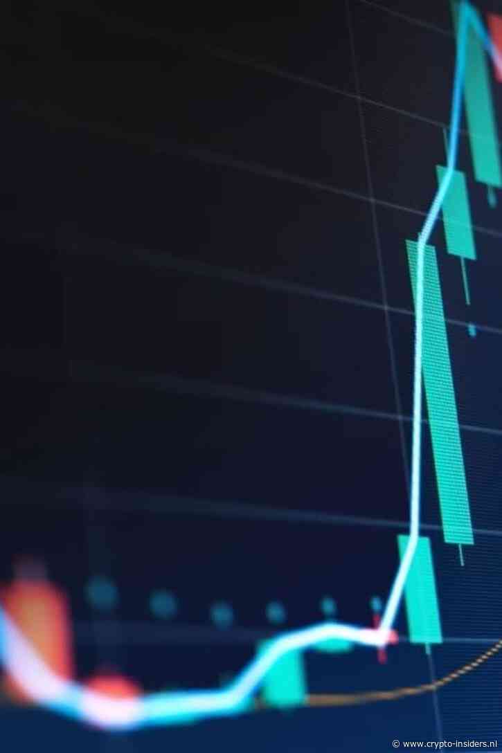 Bitcoin bereikt hoogste koers sinds mei, XRP stijgt 20% in bizarre rally