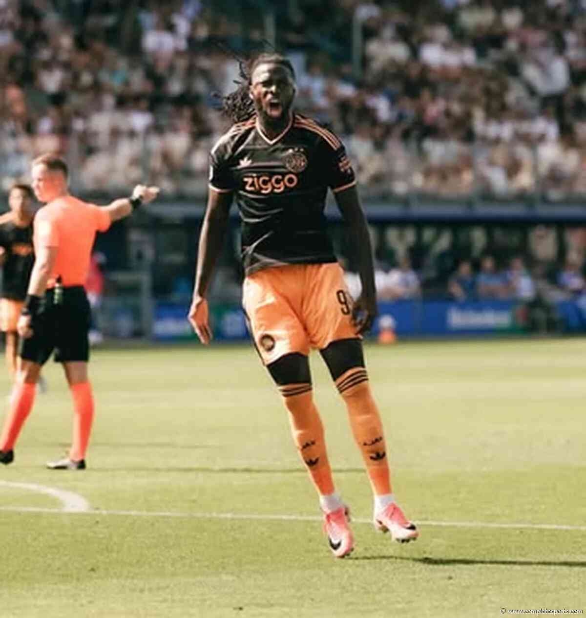 ‘I’m Focused On Getting Better’  –Arokodare Reacts After Scoring First Ajax Goal
