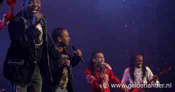 Earth, Wind & Fire-drummer ontwaakt uit coma, moet onder het mes