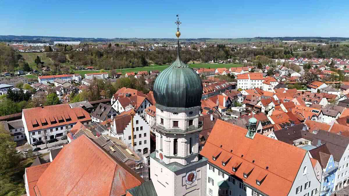 Stadtpfarrkirche: Neue Spendenaktion für Bronzeglocken – Die alten Glocken sollen im Herbst ausgebaut werden