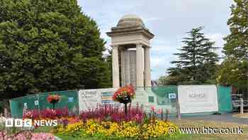 War memorial next to sinking ground investigated