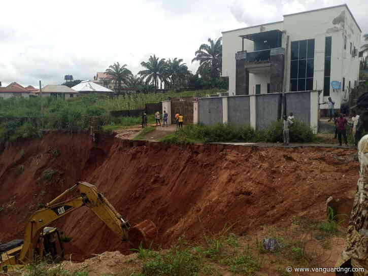 Umeh seeks FG intervention over erosion, flooding in Anambra