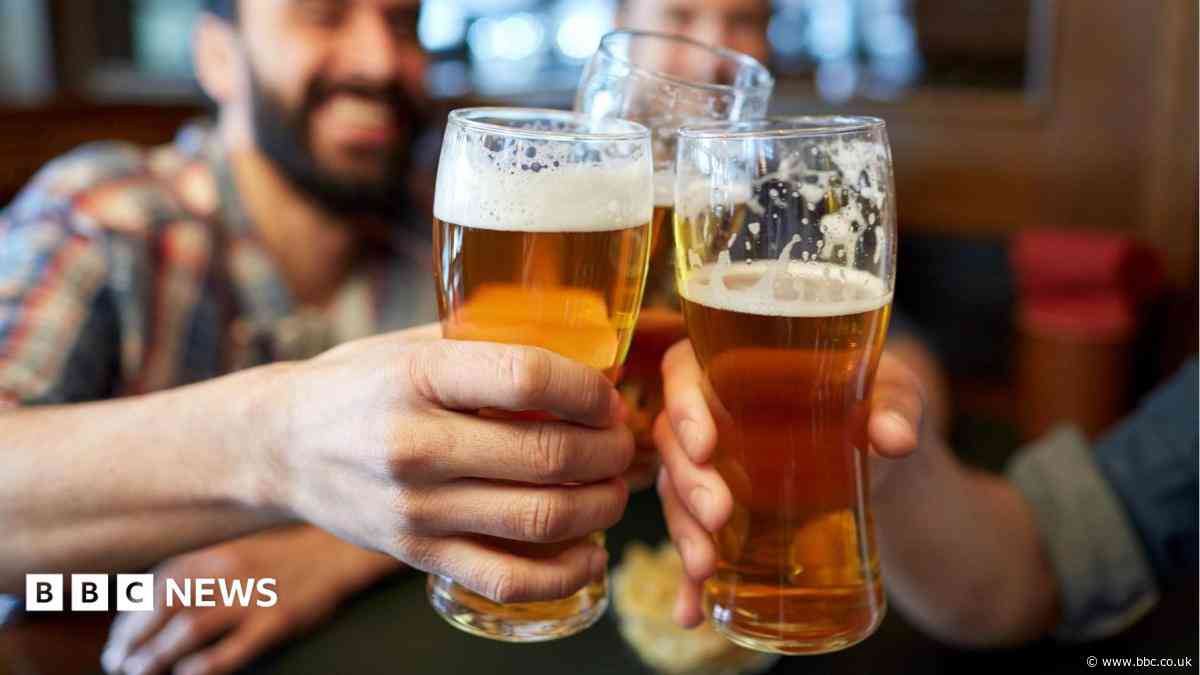 No ban on standing up while drinking, council says