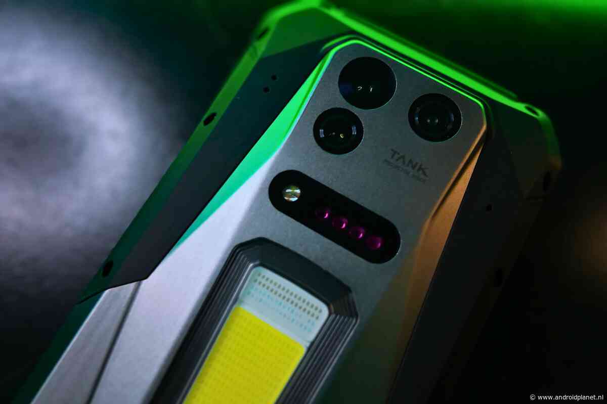 8849 Tank 5 review: een telefoon die eigenlijk geen smartphone is