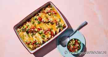 Wat Eten We Vandaag: Burritoschotel met frisse tomaten-komkommersalsa