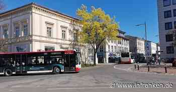 Bamberg: Motorradfahrer kracht gegen Bus - 22-Jähriger schwer verletzt