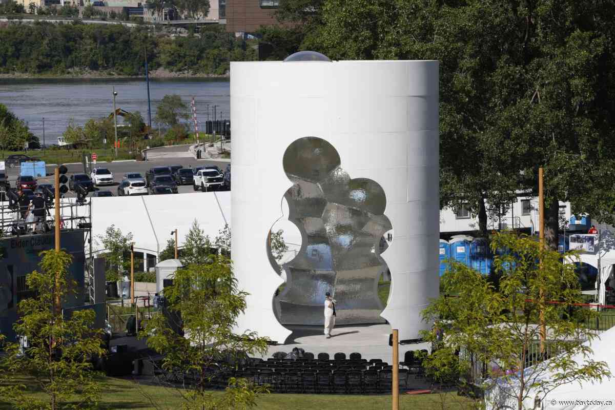 National monument marking LGBTQ+ persecution opens this morning in Ottawa