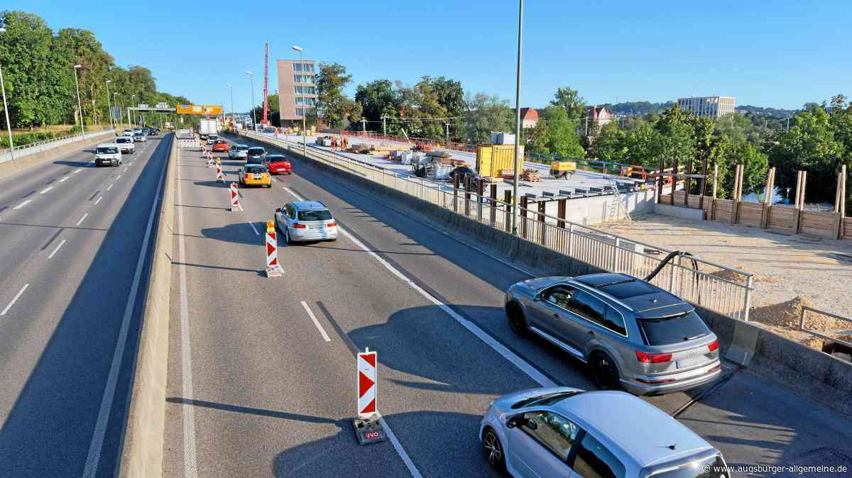 Auf der Adenauerbrücke fällt eine Fahrspur weg