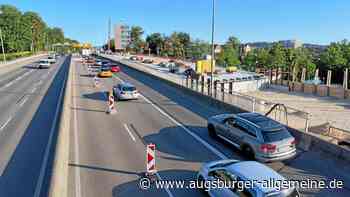 Auf der Adenauerbrücke fällt eine Fahrspur weg