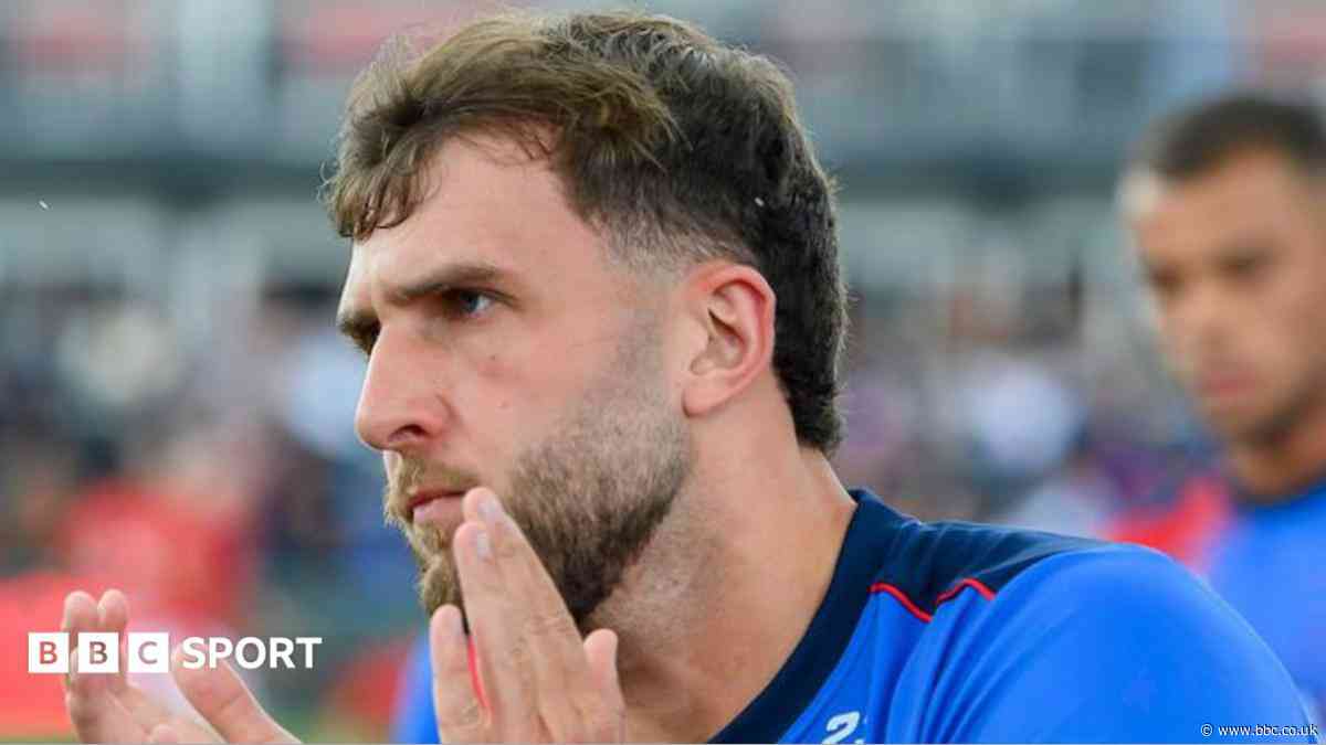 Rourke out for four weeks in blow to Wakefield
