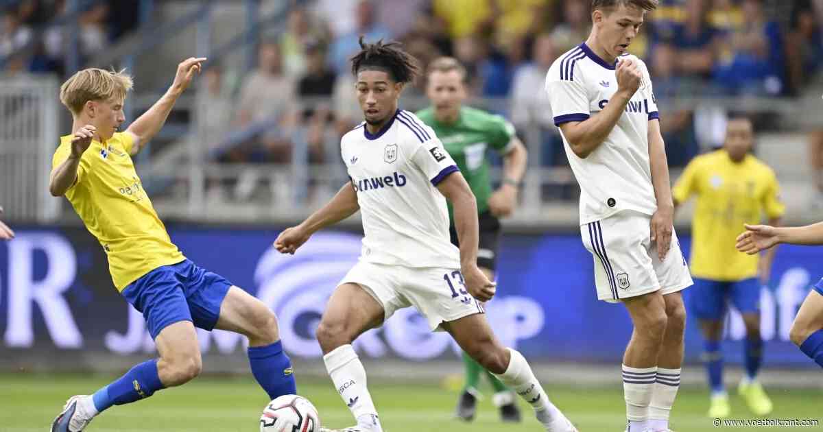 Niets te maken met een transfer: dit is de echte reden waarom Saliba niet in Anderlecht-selectie zat