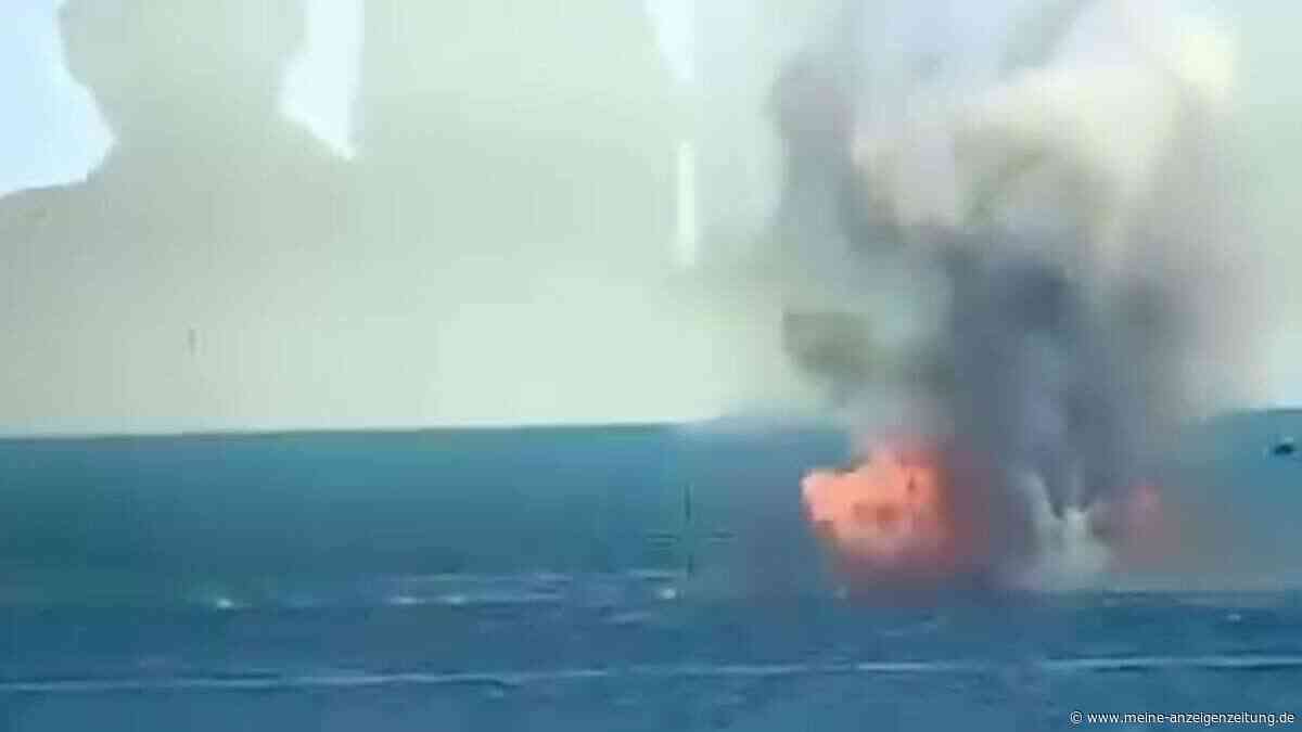 Rumänisches Kampfflugzeug zerstört Seedrohne: Videos zeigen Beschuss und Explosion