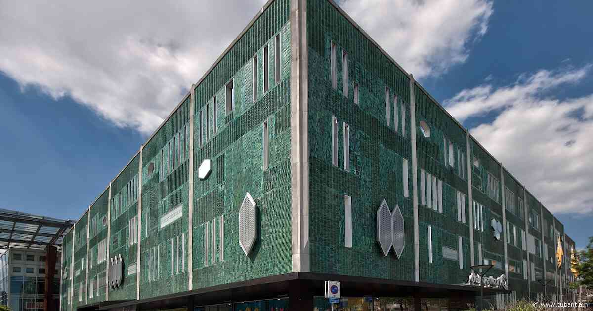 Eindhovense Bijenkorf blijkt ineens wereldtop: BBC zet groene ‘smaragd’ op plek 4
