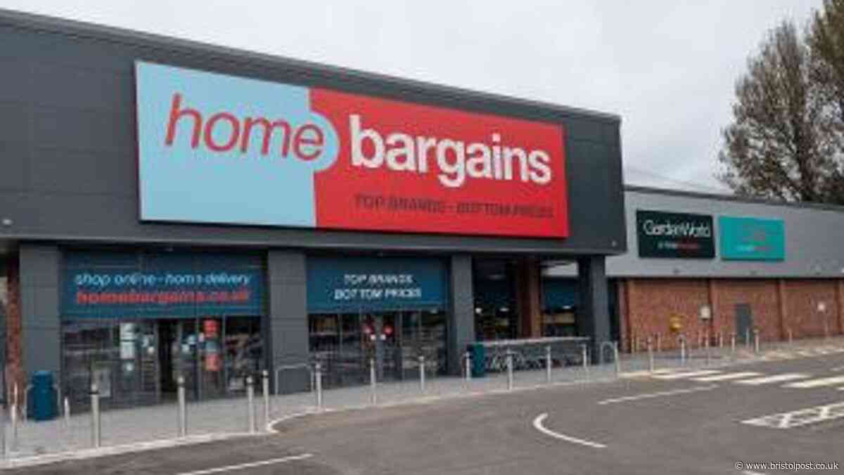 'Add warmth and character' to bathrooms with £5 Home Bargains Mrs Hinch item