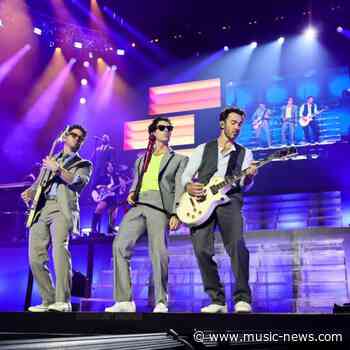 Jonas Brothers unleash new single at sold-out MSG as Burning Up era returns