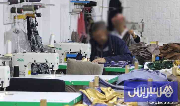 معامل النسيج تستعين بـ"العطّاشة".. أزمة اليد 