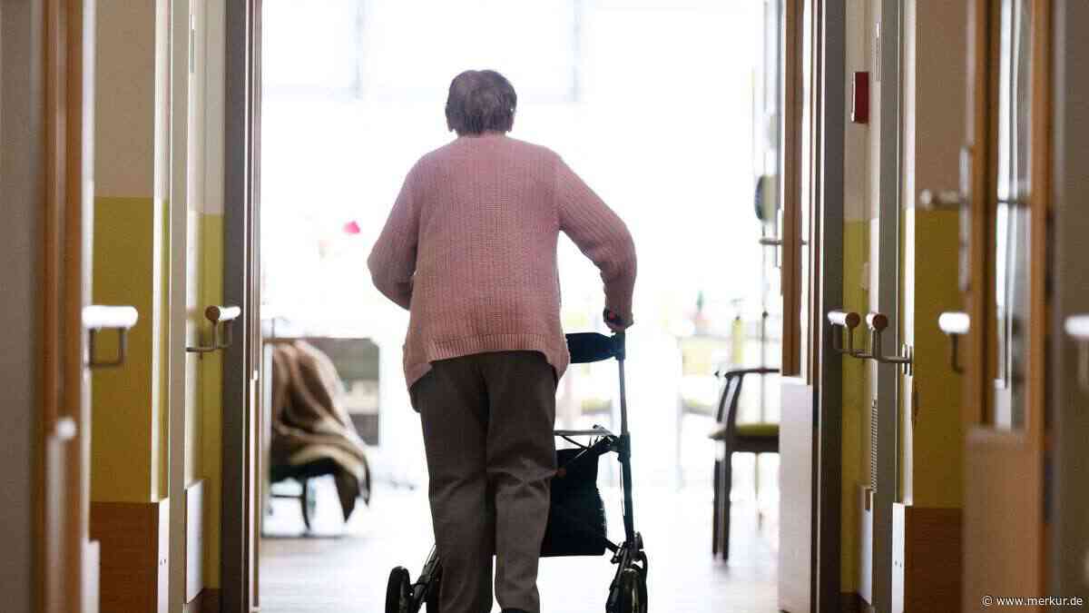 Pflege-Revolution gefordert: Was die Vollversicherung für Niedersachsen bedeuten würde