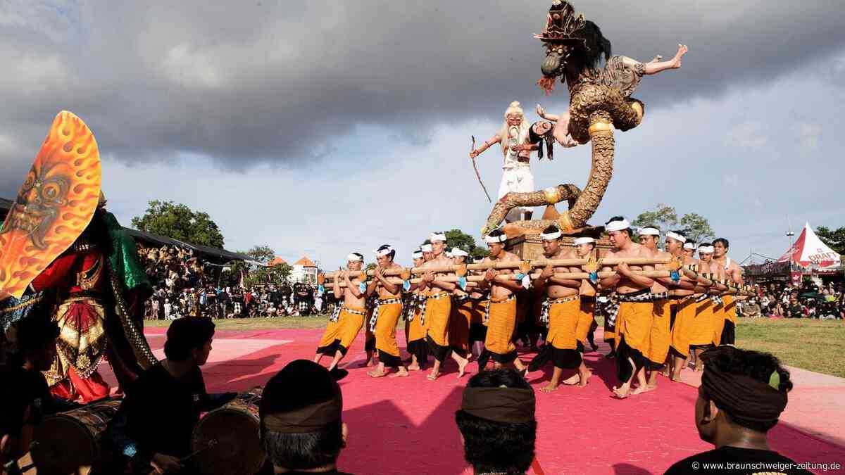 Feiertag beleidigt: Tourist auf Bali bekommt ein Jahr Haftstrafe