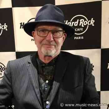 Former Queen bassist Barry Mitchell dies