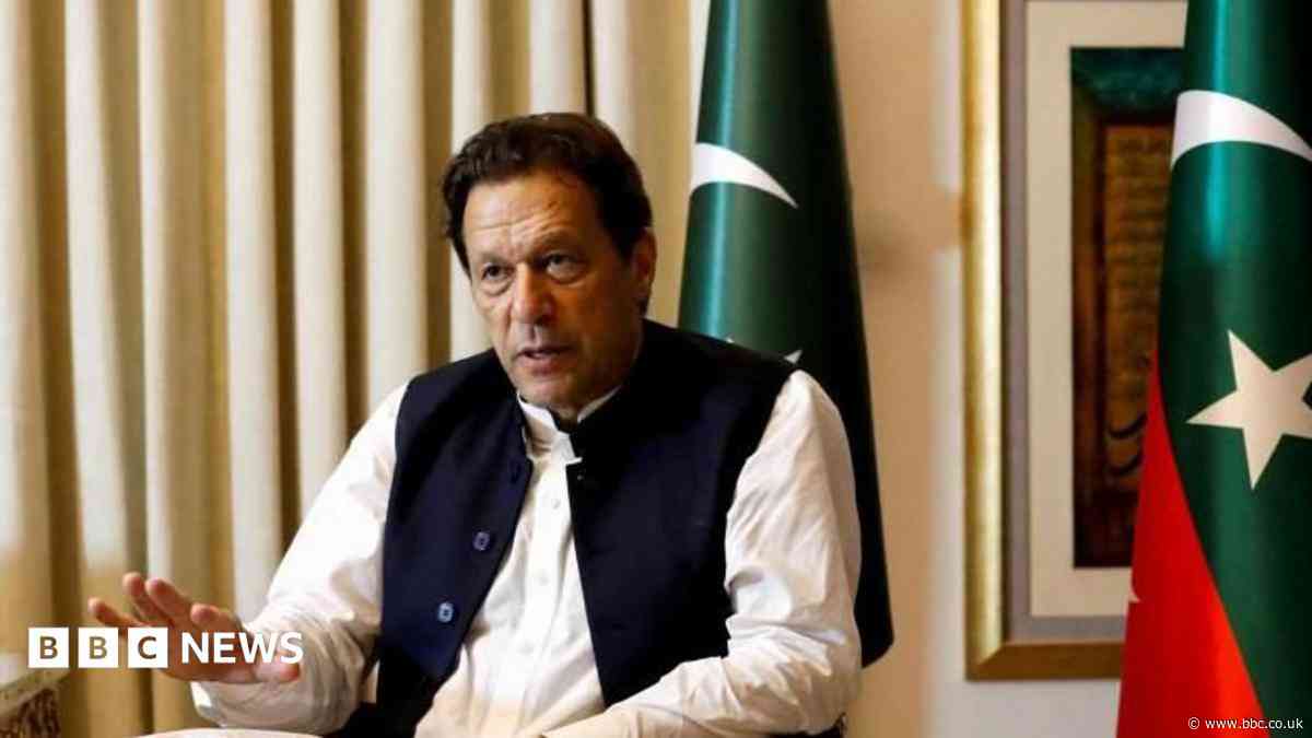 Ex-Pakistan captain Imran Khan back in jail after hospital examination