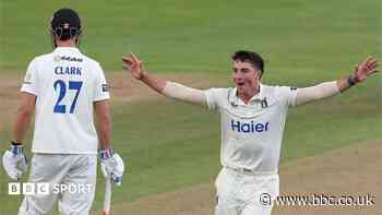 Warwickshire edge rain-hit first day against Sussex