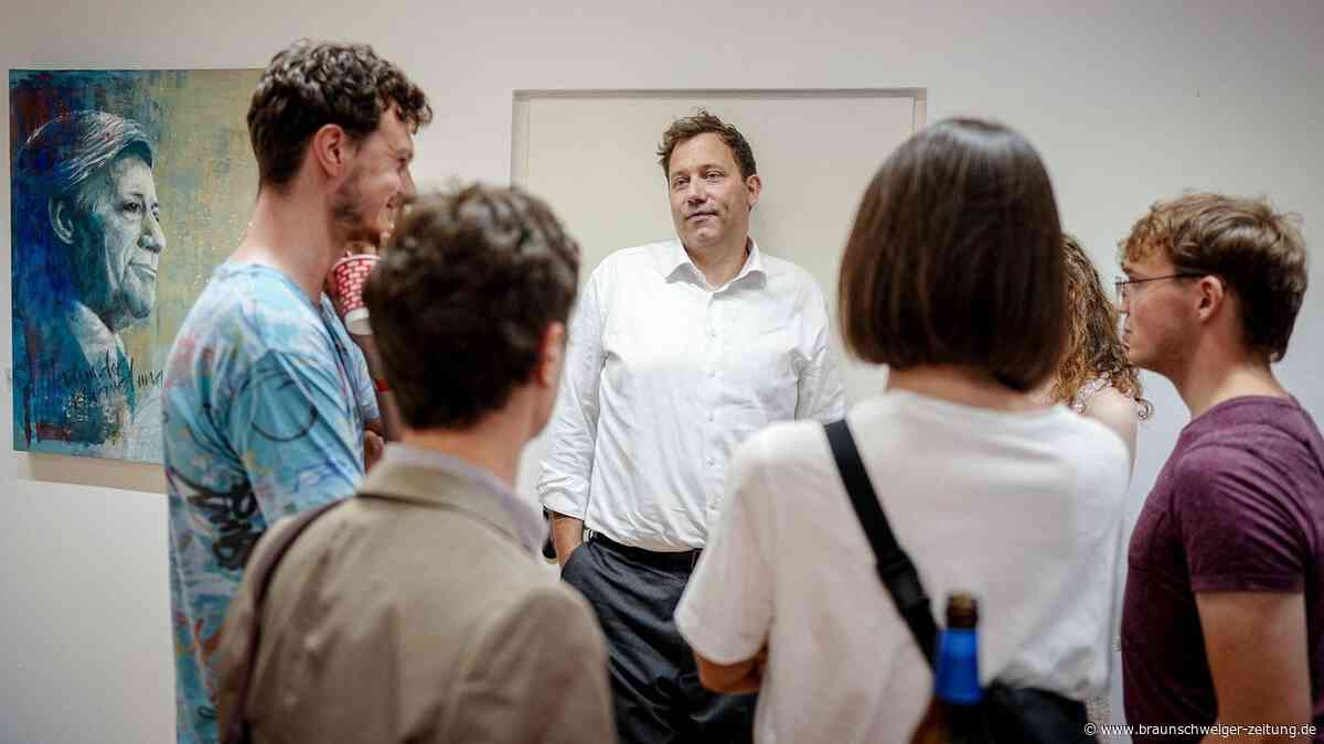 Wahlkampf in Watte: Klingbeil reichen in Sachsen-Anhalt „Buletten und Bier“