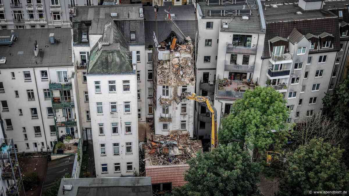 Abriss an Holstenstraße: Bezirksamt bittet Bewohner der Nachbarhäuser um Geduld