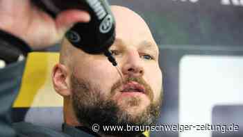 Dieser Eishockey-Veteran bleibt den Harzer Falken eine weitere Saison treu