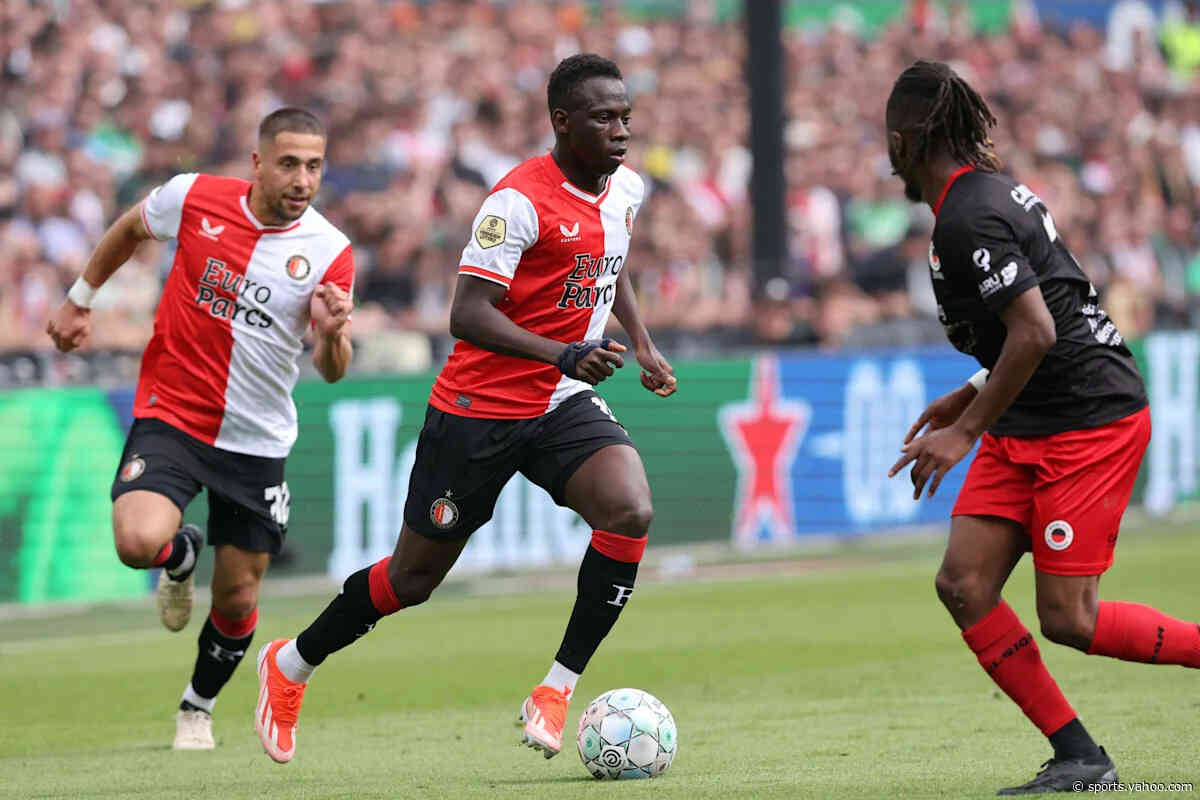 Report: Liverpool considering another bid to sign Premier League star