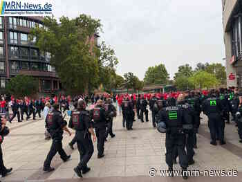 Ludwigshafen – FKC Fans stimmten sich am Berliner Platz ein