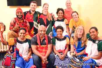 Glaube verbindet im Erzgebirge: Besuch aus Papua-Neuguinea