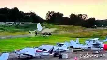 Kleinflugzeug kollidiert mit Polizeihubschrauber – Pilot stirbt bei schwerem Crash