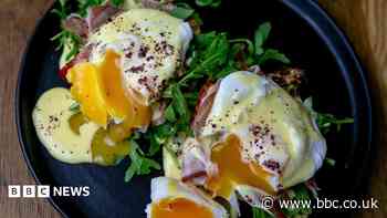 Under-fives and pregnant women told to avoid runny eggs when eating out over salmonella risk