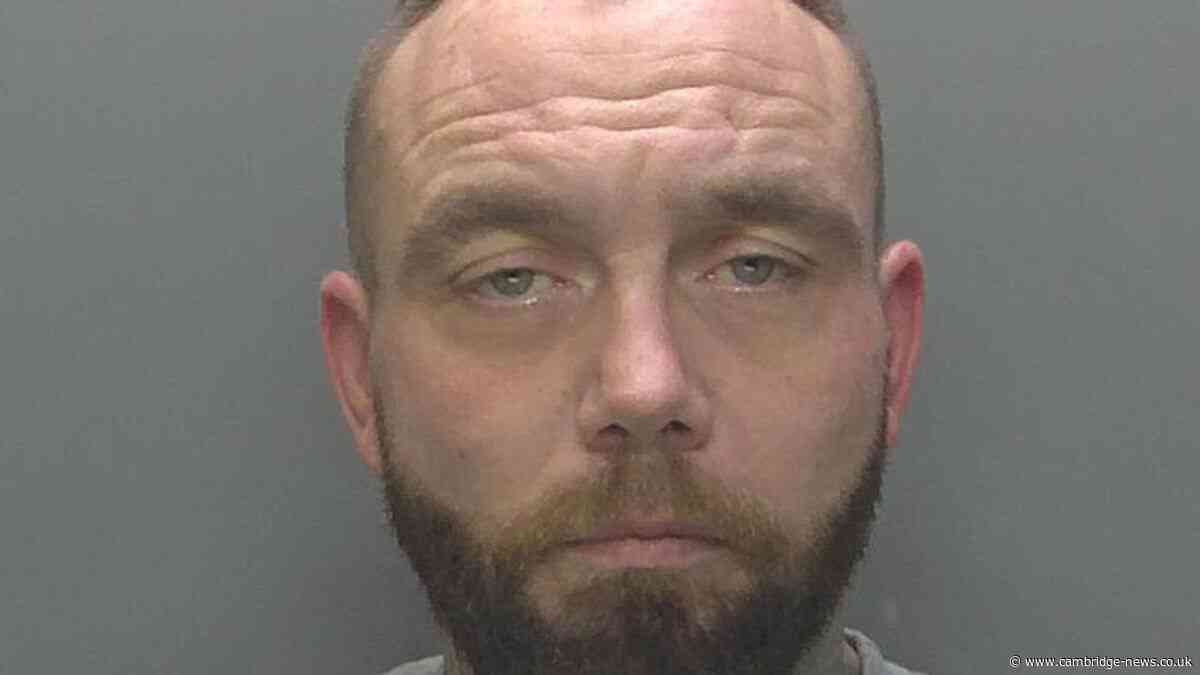 Peterborough man ran around waving a knife on Christmas Day