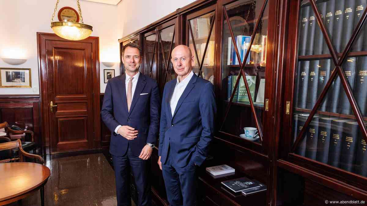 Warburg-Bank tauscht überraschend Chef aus und holt neuen Vorstand