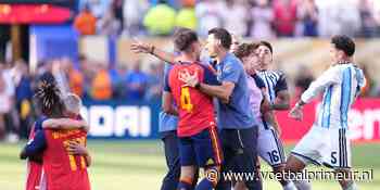 FIFA grijpt keihard in: Paredes voor tien duels (!) geschorst na wangedrag op WK