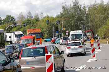B-173-Kreuzungen bei Lichtenstein: An den Ampeln wird gebaggert