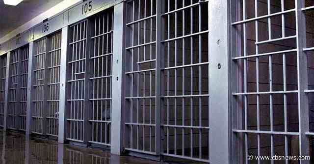 Georgia correctional officer trainee caught trying to smuggle meth into prison in his pants, officials say